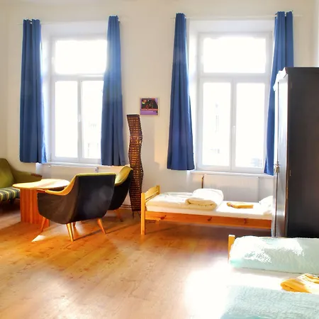 Hostal Cuba Bar & Ceske Budejovice