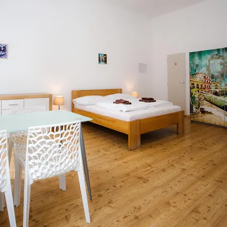 Cuba Bar & Hostel Ceske Budejovice