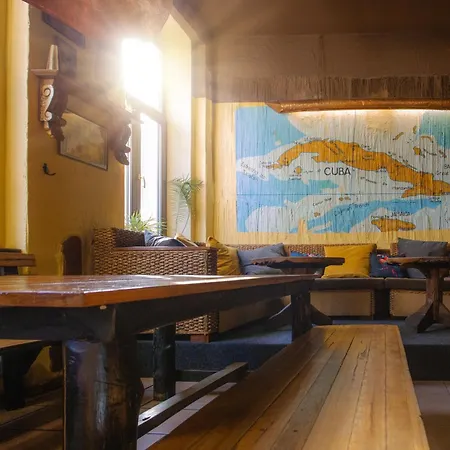 Hostel Cuba Bar & České Budějovice