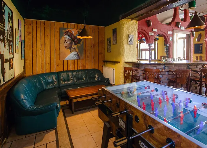 Cuba Bar & Ostello *